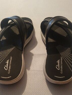 Clark's Woman Sandals-size 10-narrow Fit-color:black